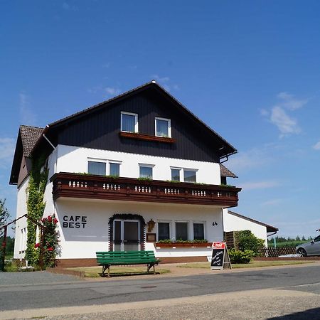 Cafe Best Gaestezimmer Bullau Exterior photo